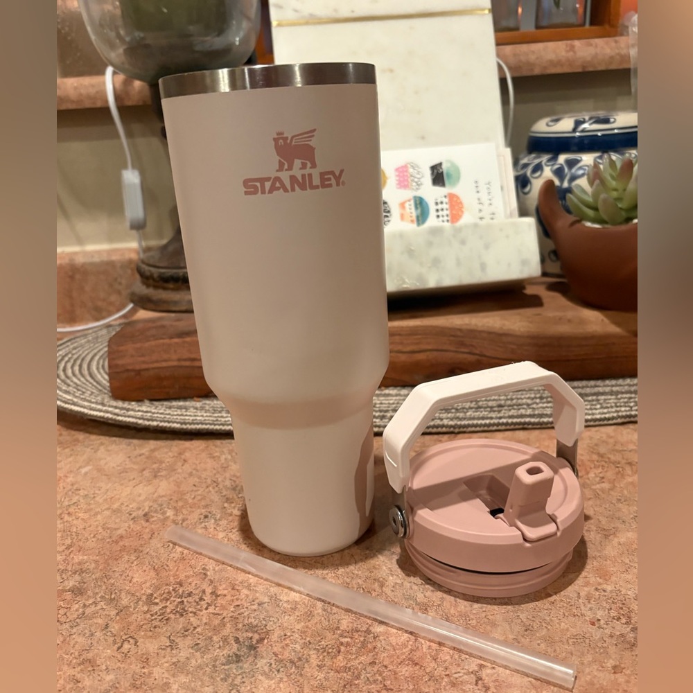 Stanley Rose Quartz 40oz